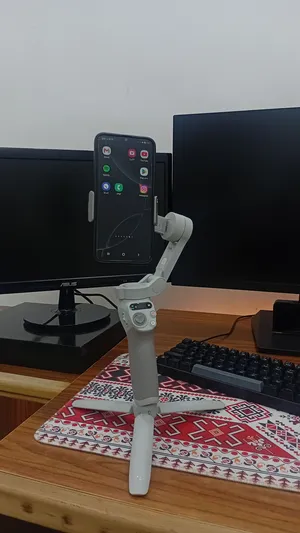 مانع اهتزاز dji osmo mobile se مستعمل بحالة الوكالة مع كفالته