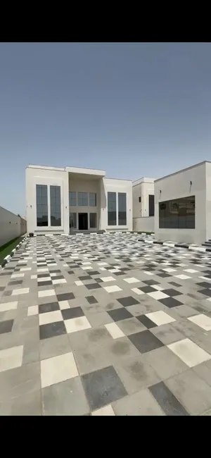 للبيع فيلا بمدينة محمد بن زايد