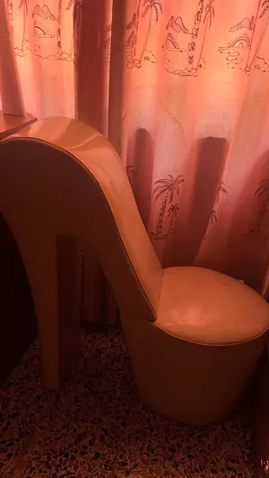 كرسي ديكور لغرف النوم