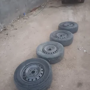 رنگات حجب 15 نضيفات ومصبوغات وبيهن تايرات نص عمر شتنطيني بيهن اخذهن لا تهتم السعر الي خاله