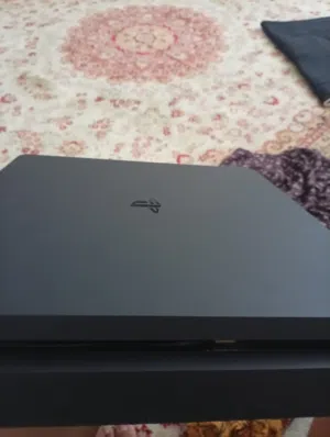 PlayStation 4 PlayStation for sale in Abu Dhabi
