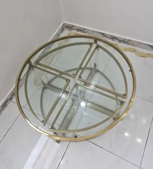 طاوله مستعمل نظييف ب250 ريال
