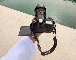 Canon 80D كاميرا
