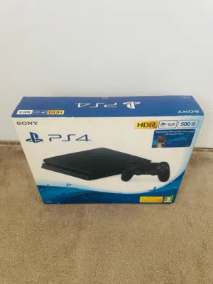 Ps4 slim بلايستيشن 4 سلم + VR بملحقاتها