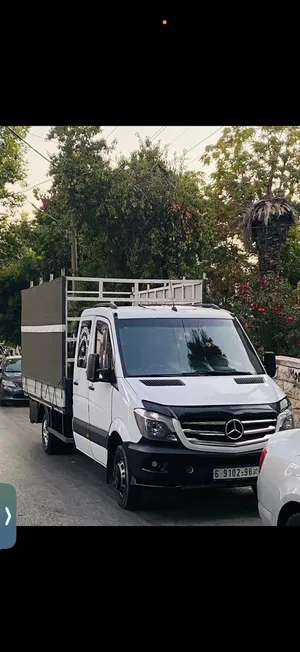 نقل عفش او بضاعه رامالله يوجد خدمة تحميل وتنزيل نقل آمن على البضاعه مختصون في النقل والتغليف