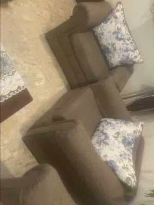 طقم كنب 2 حجم كبير و2 صغير