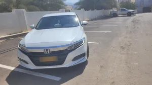 للبيع هوندا أكورد 2019  LX