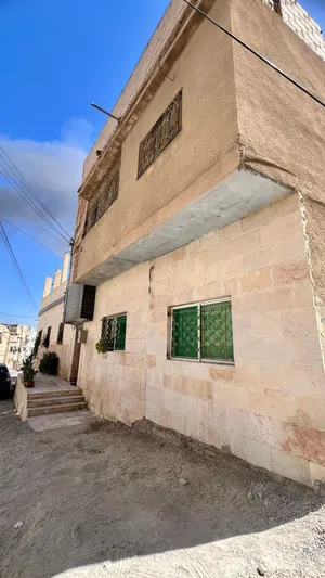 145 m2 1 Bedroom Townhouse for Sale in Zarqa Al ghweariyyeh