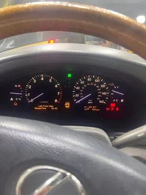 لكزز 430 نضيفه لاكان فيها مكينه