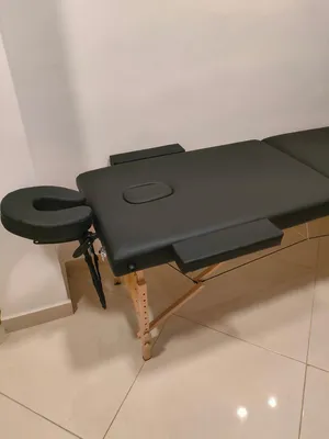 تخت مساج مميز وفخم جدا جديد بالكرتونه اصلي تحدي بالجودة