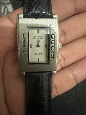 ساعة Gucci quartz vintage (unisex )