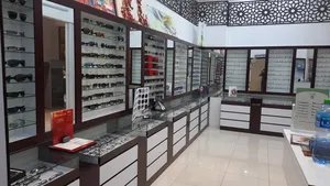 محل نظارات طبيبه للبيع