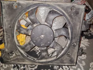 قطع غيار رينو داستر تشليح