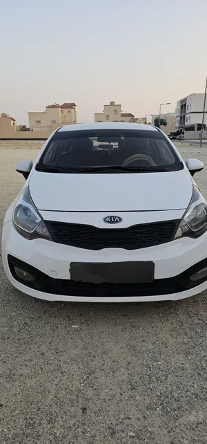 kia rio 2013 good condition for urgent sale passing untill August 2027 address tubli