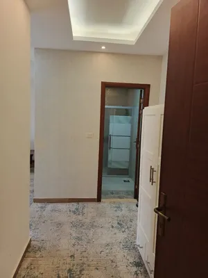 مطلوب ممول لفتح مؤسسه عقاريه كبيره في اربد خبره كبيره في هذا المجال