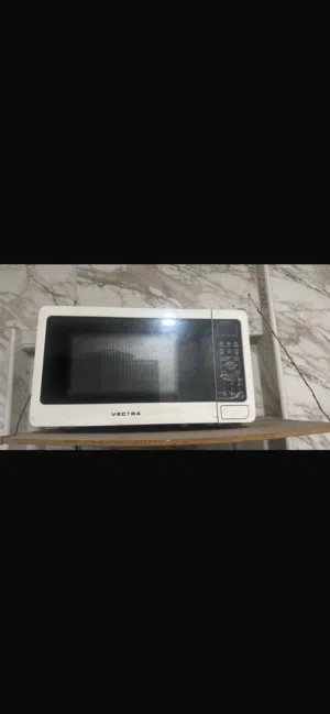 مايكرويف شركه ممتازه ونضيف وبحاله جيده للبيع سعر غير قابل للتفاوض ، سبب البيع السفر