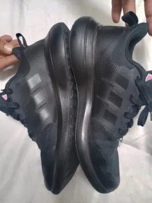 ADIDAS ORIGINAL LIKE NEW SIZE 36 EUR