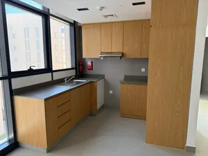 Al Mamsha - 1 Bedroom 2 Bathroom Apartment + Parking (Gym + Swimming Pool)