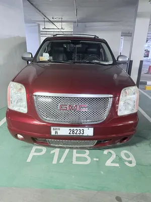 GMC Yukon 2011 SLT – Full Option – 7 Seater – American Specs