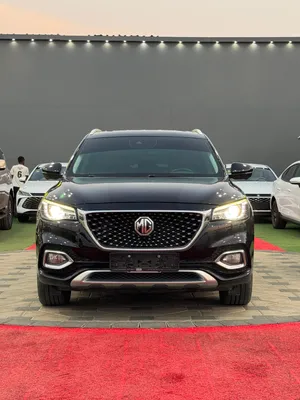 MG HS 30T Trophy AWD