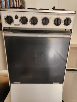 microwave-oven cooker with 4 burners