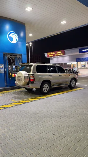 Used Toyota Land Cruiser in Sharjah