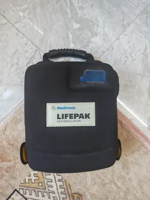 جهاز صدمات القلب الاحترافي Medtronic LIFEPAK 1000 AED