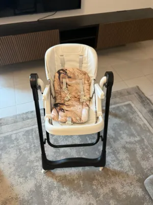 Baby dine chair, swing and low chair all in one!