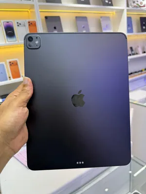 Apple iPad Pro M5-13-inch 256G Under Warranty Apple 7Months Available Batry Health 100% 21cyel