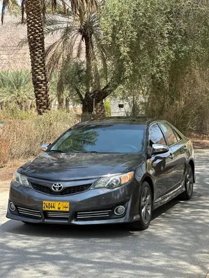 Used Toyota Camry in Al Dakhiliya