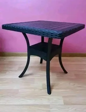 وداعاً للكراكيب.. ظبطي بلكونتك بأحدث ترابيزات مودرن