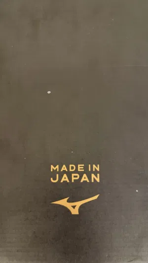 Mizuno Morelia Neo Made in Japan جديد بالكرتون 25 ر.ع