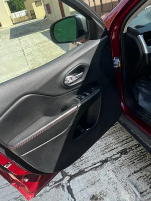 Jeep Cherokee trailhawk clean inside out for sale just buy and drive.