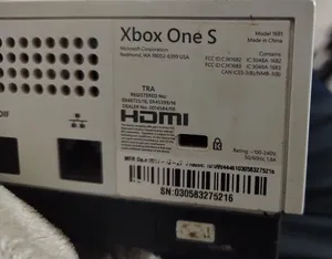 ، Xbox One S للبيع