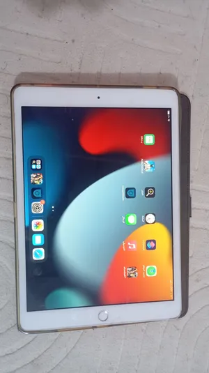 Apple iPad 8 32 GB in Basra
