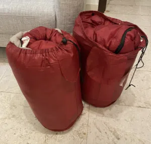 2 Sleeping gear for camping perfect condition تخت متحرك للتخييم حالة ممتازة 2