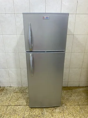 ثلاجة للبيع