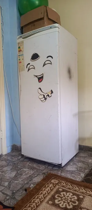فريزر بحالة الوكاله