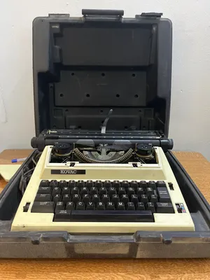 Kovac Electric Portable Typewriter