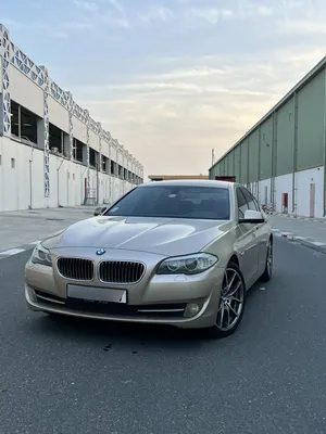 سيارة BMW 535i موديل 2013 (خليجي)  صبغ وكالة بالكامل  مفاتيح الوكالة: 2