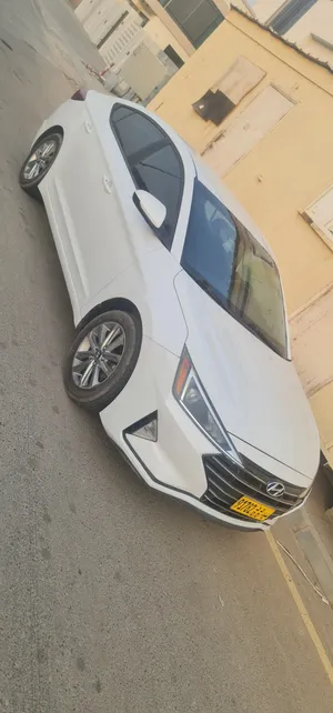 Hyundai Elantra 20 model for sale
