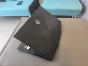 كموبتر شبح جديد omen