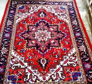 Handmade Persian Silk Heriz Carpet