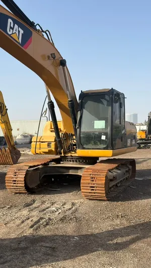 CAT 320D 2011 Fresh Import best condition never used in Dubai