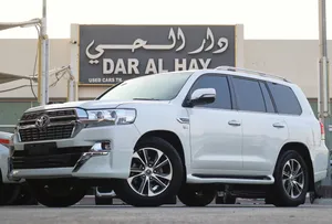 Toyota Land Cruiser VXR 2020 5.7 تويوتا لاند كروزر في اكس ار 2020 مكينة لكزس