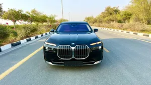 بي ام دبليو 735 خليجي صبغ وكالة موديل 2025