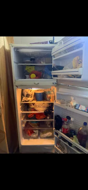 ثلاجه البيع