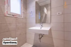 شقه نص فرش  للايجار 7000 الحدائق  3غرف ومحمامين ومربوعه