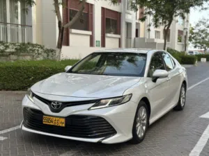 تويوتا كامري LE موديل 2019 خليجي وكالة عمان