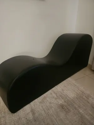 Love seat black